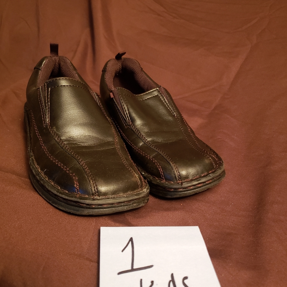 George boys loafer